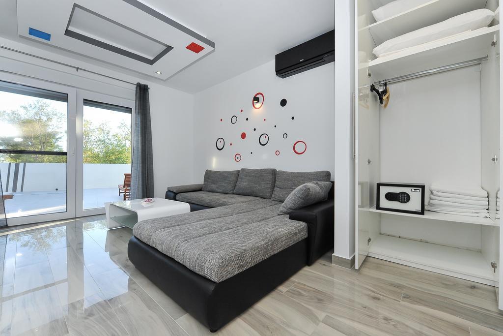 Villa Lily Privlaka  Exterior foto