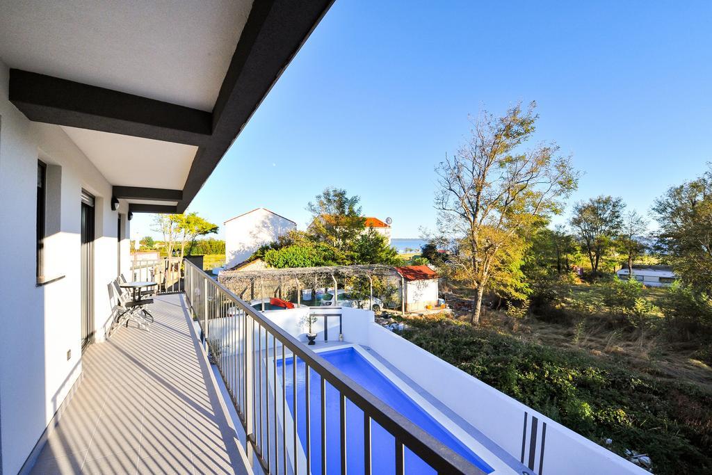 Villa Lily Privlaka  Exterior foto